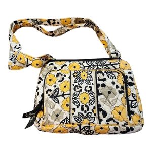 Vera Bradley Go Wild Print Adjustable Strap Bag Pre-owned